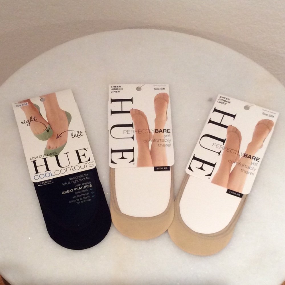Three pairs of HUE no-show socks.